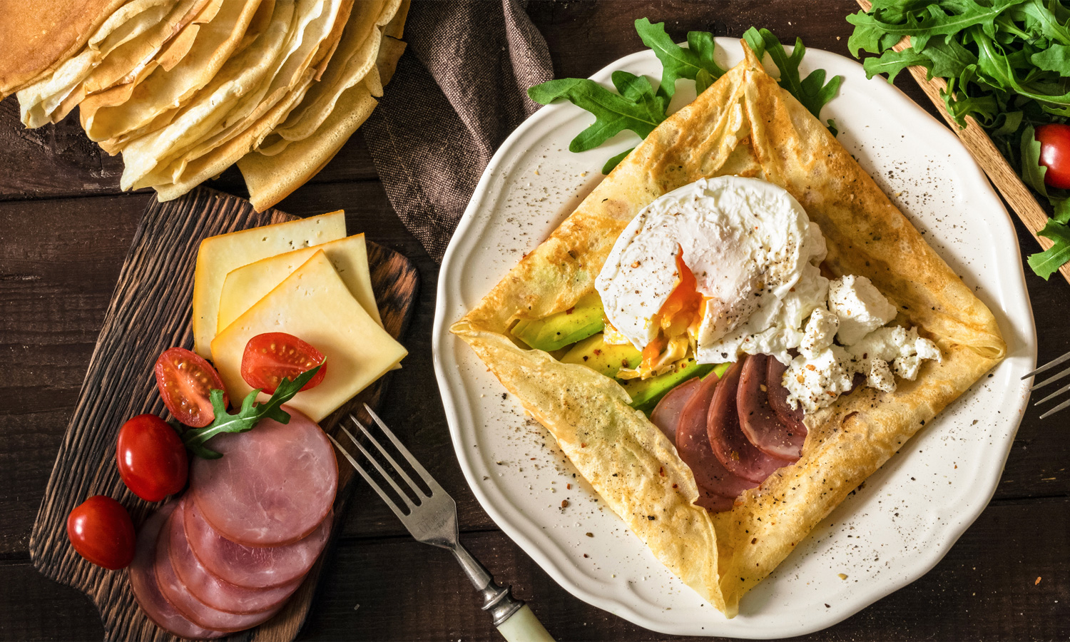 Kwadratowe francuskie naleśniki Crepes