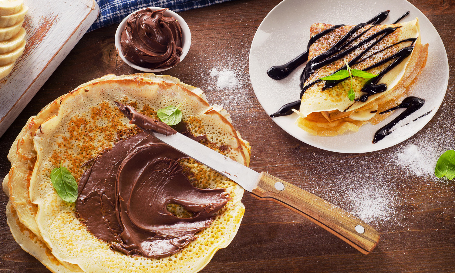 Trójkątne nalesniki Crepes z nutellą i bananem